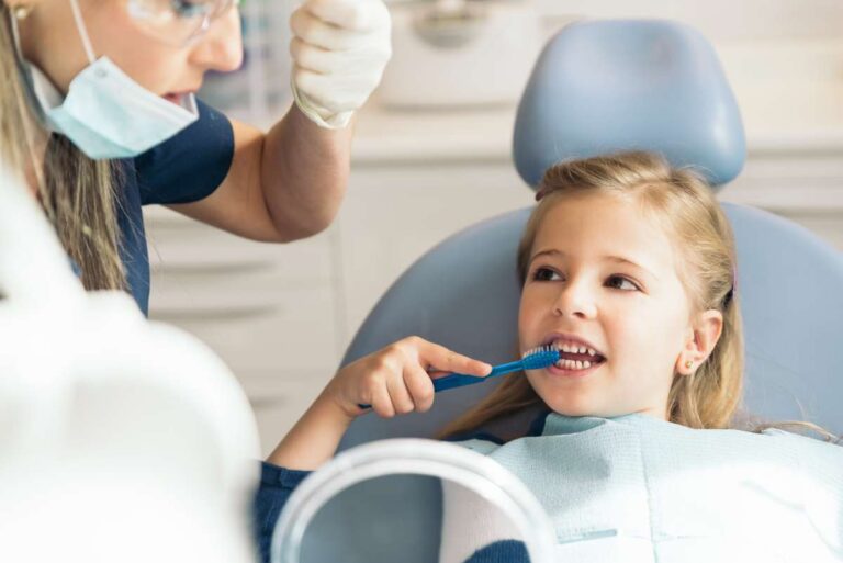 Dentista per bambini: come sceglierlo